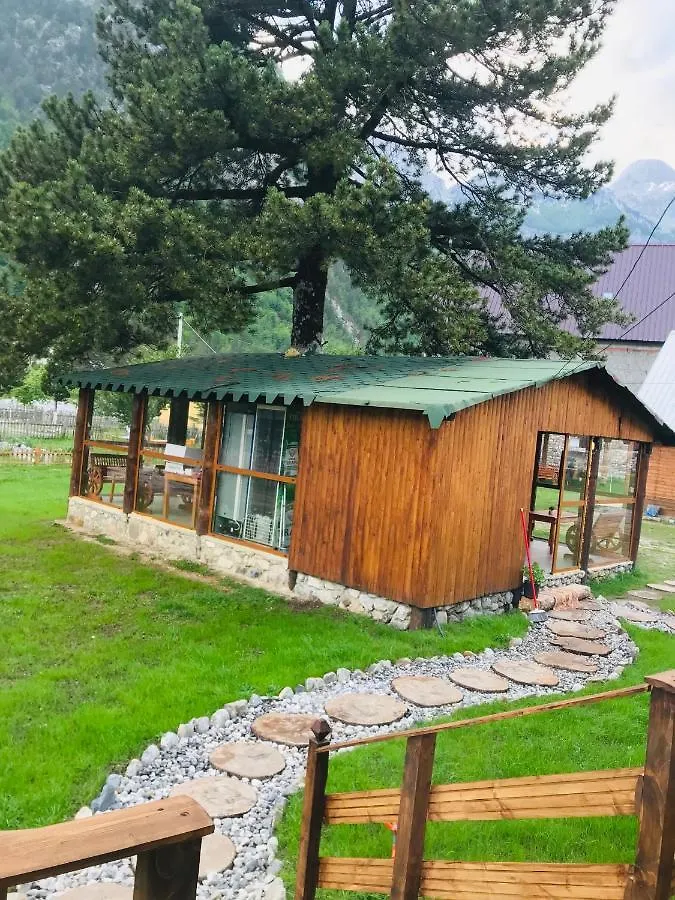 'Gurra Family' Guesthouse Theth Guest house