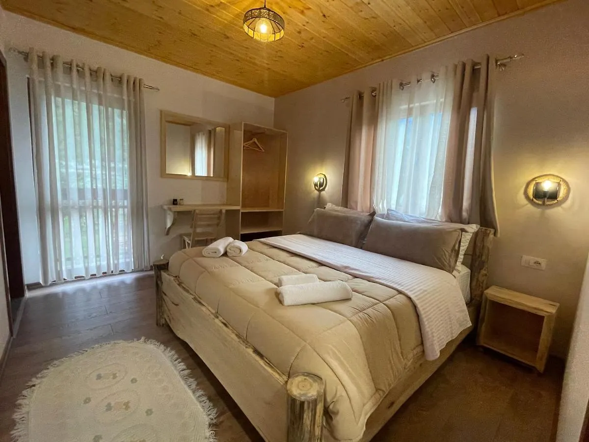 'Gurra Family' Guesthouse Theth
