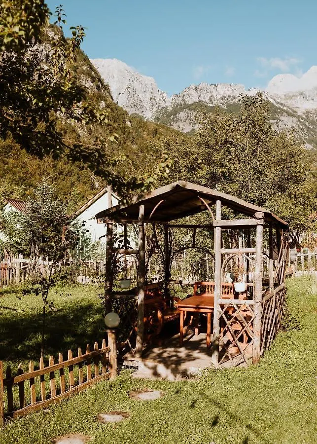 Guest house 'Gurra Family' Guesthouse Theth Albania