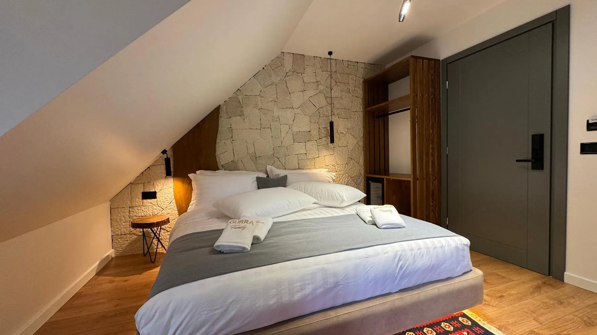 'Gurra Family' Guesthouse Theth Albania