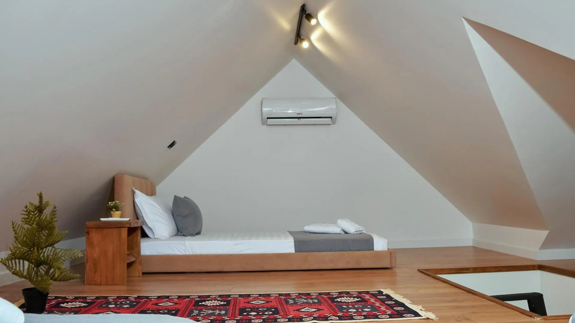 'Gurra Family' Guesthouse Theth Guest house