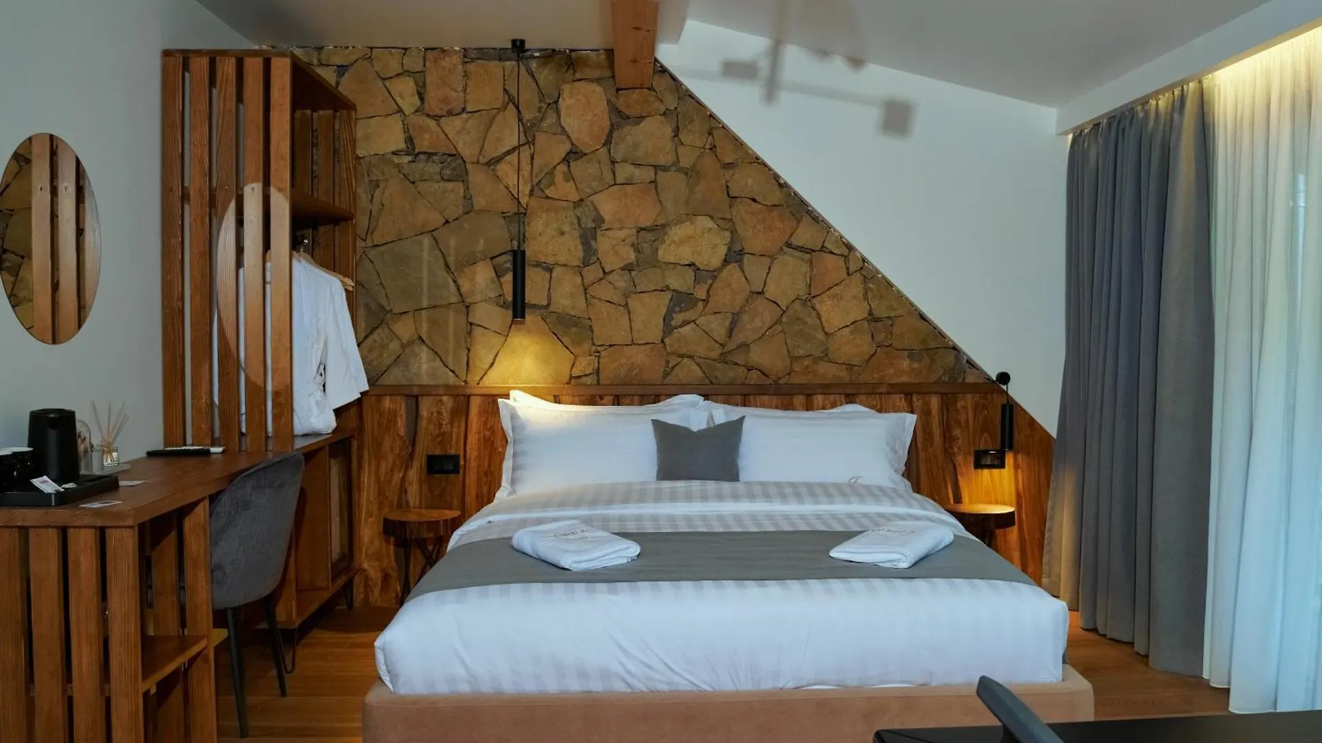 'Gurra Family' Guesthouse Theth 0*,  Albania