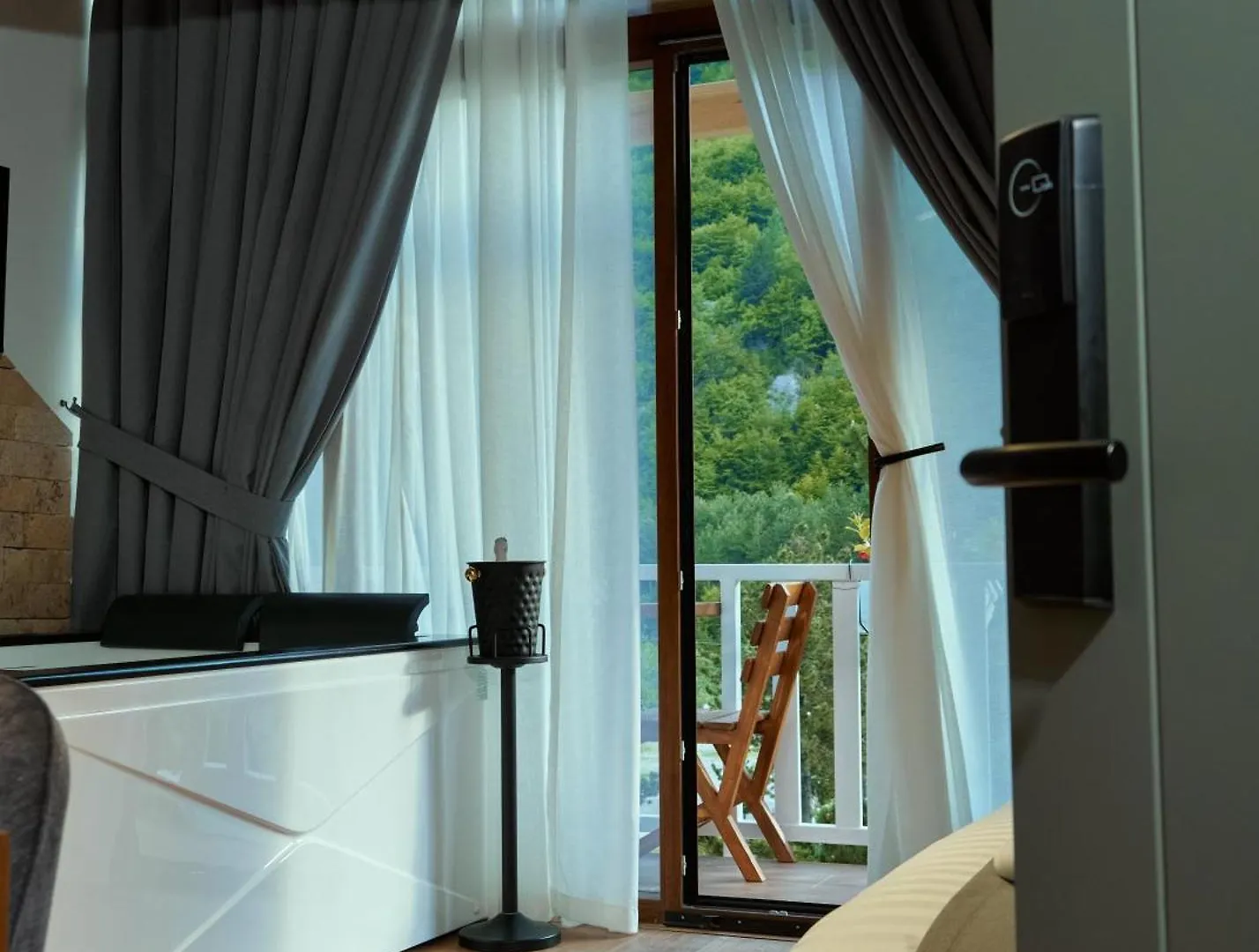 'Gurra Family' Guesthouse Theth Guest house