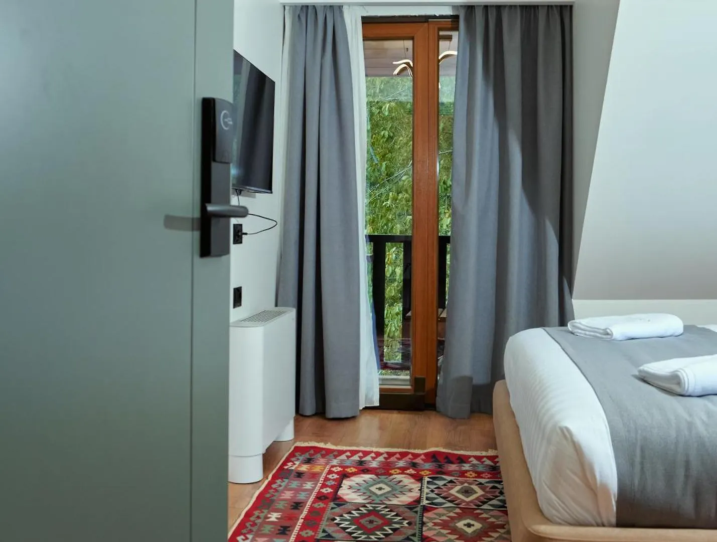 'Gurra Family' Guesthouse Theth 0*,  Albania
