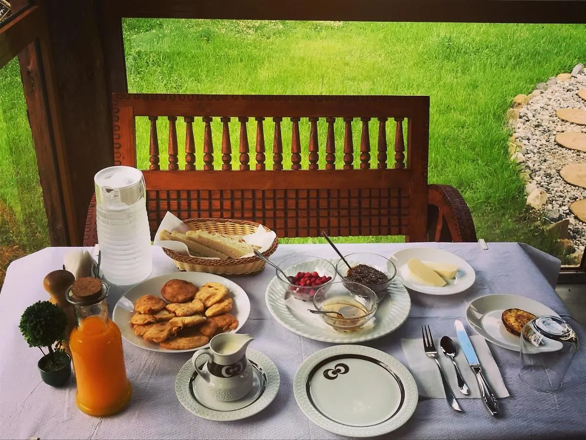 Πανσιόν 'Gurra Family' Guesthouse Theth